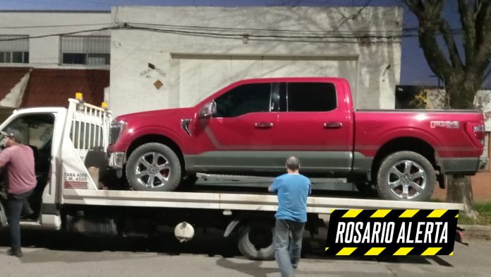 Inhabilitado para conducir de por vida, el “del Camaro”, volvió a manejar una chata y fue detectado en un c...